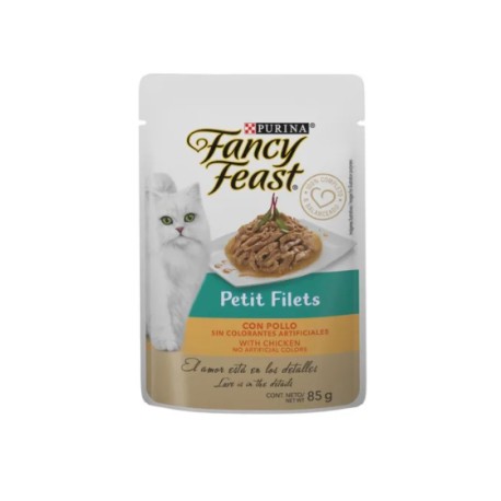 24 Sobres Fancy Feast Gatos Petit Filetes de Pollo 85 Gr.